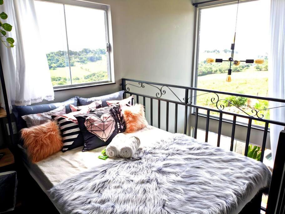Tiny House Paraiso Minicasas Com Hidromassagem Pouso Alegre Exterior photo